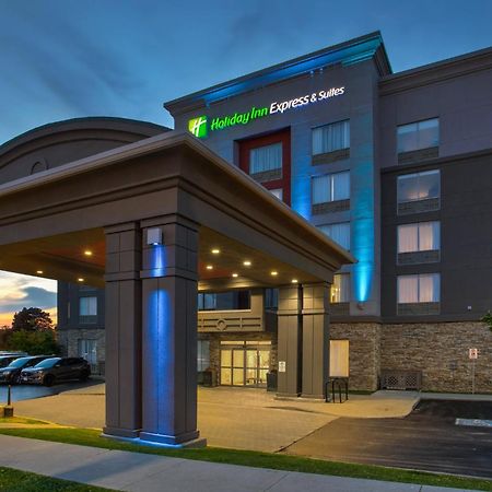 Holiday Inn Express Kingston Central By Ihg Bagian luar foto