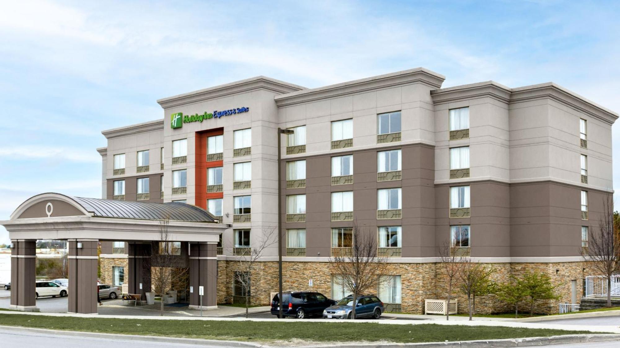 Holiday Inn Express Kingston Central By Ihg Bagian luar foto